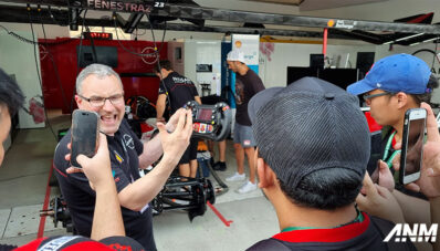 Tim Formula E Nissan Siap Bertarung Dibawah Panasnya Cuaca Jakarta Tim Formula E Nissan Siap Bertarung Dibawah Panasnya Cuaca Jakarta