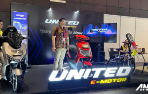 IIMS Surabaya 2023: United E-Motor Siapkan Motor Listrik Seharga Belasan Juta Rupiah IIMS Surabaya 2023: United E-Motor Siapkan Motor Listrik Seharga Belasan Juta Rupiah