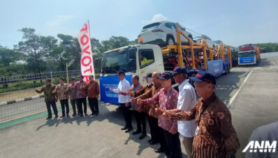 Toyota Lakukan Seremonial Ekspor dan Mengumumkan Harga dari Yaris Cross Toyota Lakukan Seremonial Ekspor dan Mengumumkan Harga dari Yaris Cross