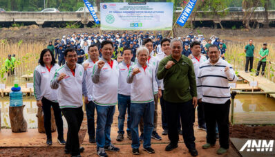 Hijaukan Lingkungan, Yamaha Tanam Ribuan Mangrove di Pantai Indah Kapuk Hijaukan Lingkungan, Yamaha Tanam Ribuan Mangrove di Pantai Indah Kapuk