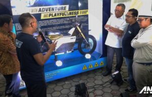 Motor Listrik SMEV EM-1 Dan EM-T Resmi Mengaspal, Hasil Kolaborasi UKM Indonesia Motor Listrik SMEV EM-1 Dan EM-T Resmi Mengaspal, Hasil Kolaborasi UKM Indonesia