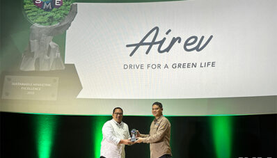 Wuling Air EV Berhasil Raih Predikat Green Product of The Year Di SME Awards 2023 Wuling Air EV Berhasil Raih Predikat Green Product of The Year Di SME Awards 2023