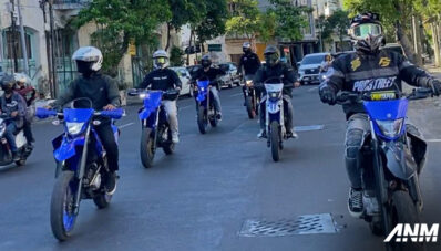 Blu Cru Movement Ajak Komunitas Jelajahi Kota Surabaya dengan Yamaha WR 155 R Blu Cru Movement Ajak Komunitas Jelajahi Kota Surabaya dengan Yamaha WR 155 R