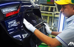 Toyota Dominasi Ekspor Mobil Indonesia, Zenix & Yaris Cross Jadi Primadona Toyota Dominasi Ekspor Mobil Indonesia, Zenix & Yaris Cross Jadi Primadona