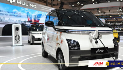 GIIAS 2023 : Wuling Pajang 3 Unit Special Display Air EV, Bisa Jadi Apa Aja! GIIAS 2023 : Wuling Pajang 3 Unit Special Display Air EV, Bisa Jadi Apa Aja!