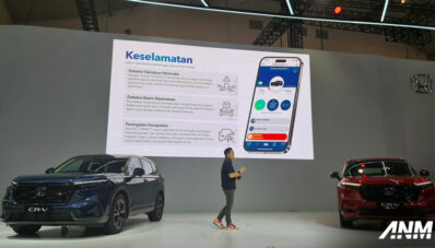 Honda Rilis Honda CONNECT, Bisa Utak-Atik Mobil dari HP! Honda Rilis Honda CONNECT, Bisa Utak-Atik Mobil dari HP!