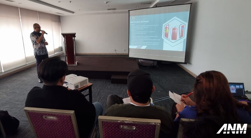 Syarat APAR Sebagai Standar Minimal Keselamatan Dalam Berkendara, Jangan Sampai Salah Kaprah! Syarat APAR Sebagai Standar Minimal Keselamatan Dalam Berkendara, Jangan Sampai Salah Kaprah!