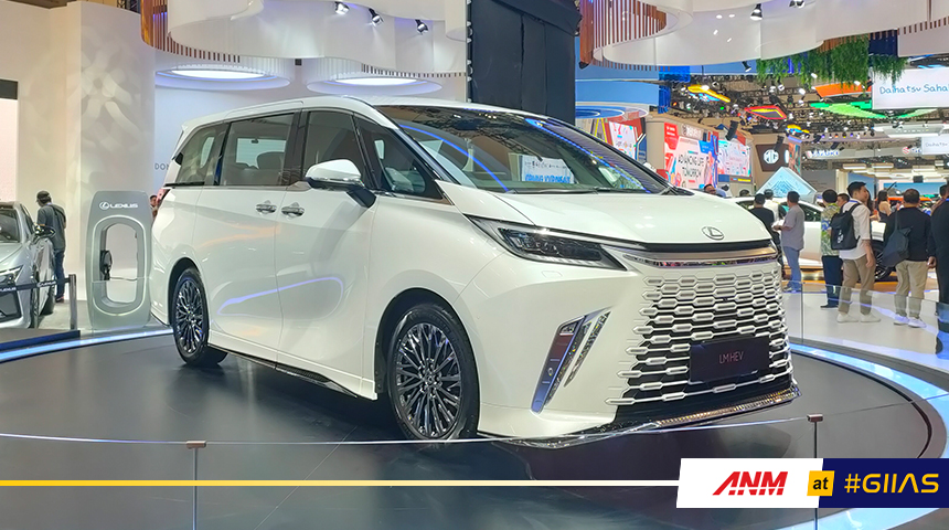 Berita, lexus-giias-2023-3: GIIAS 2023 : Lexus Hadirkan LM, MPV Hybrid Pertama dari Lexus!