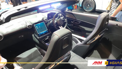 GIIAS 2023 : Mercedes Benz Hadirkan SL 43 AMG, Segini Harganya! GIIAS 2023 : Mercedes Benz Hadirkan SL 43 AMG, Segini Harganya!