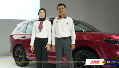 GIIAS 2023 : Honda Luncurkan Seragam Beraksen Tenun Ikat Untuk Para Wiraniaganya GIIAS 2023 : Honda Luncurkan Seragam Beraksen Tenun Ikat Untuk Para Wiraniaganya