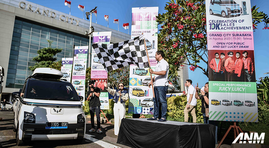 Rayakan 10.000 unit Terjual, Wuling Gelar Green Drive Festival di Surabaya Rayakan 10.000 unit Terjual, Wuling Gelar Green Drive Festival di Surabaya