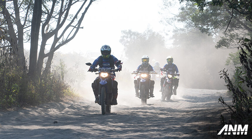 Mau Melintasi Jalan Berpasir? Simak Petuah dari Yamaha STSJ Berikut Ini! Mau Melintasi Jalan Berpasir? Simak Petuah dari Yamaha STSJ Berikut Ini!