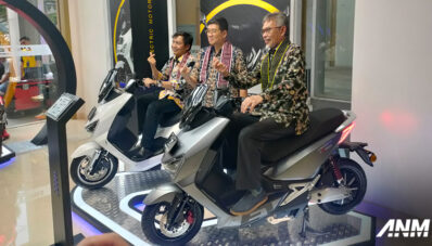 Kalla Kars Buka Dealer United E-Motor di BSD, Tangerang Selatan Kalla Kars Buka Dealer United E-Motor di BSD, Tangerang Selatan