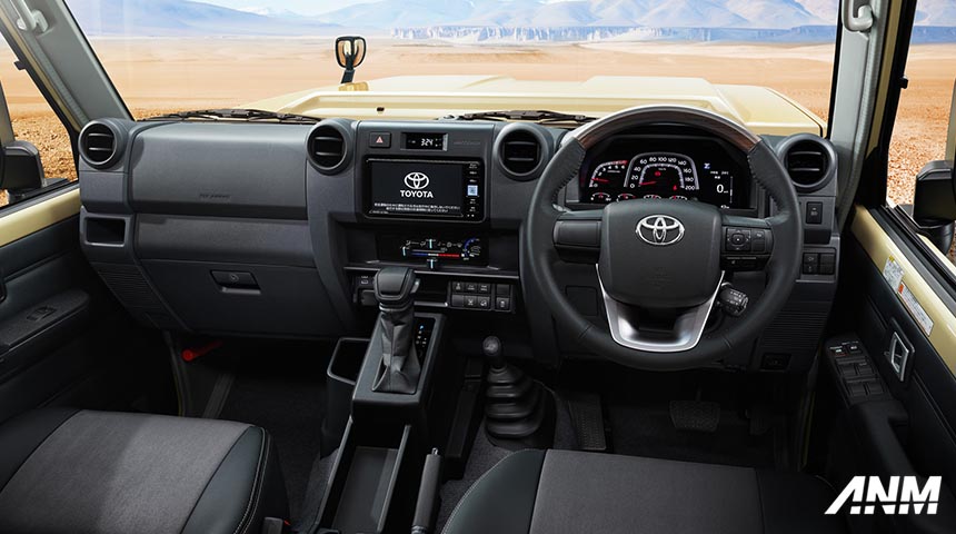 Berita, Dashboard Toyota Land Cruiser 70: Toyota Land Cruiser 70 Rilis (Lagi) di Jepang, Mulai 505 Jutaan!