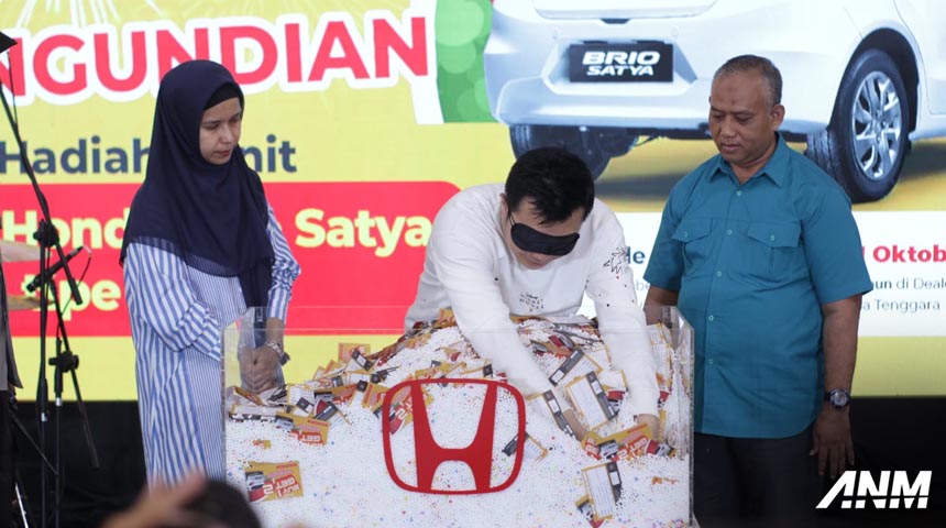 Berita, Undian Brio Honda Surabaya Center: Honda Surabaya Center Umumkan Pemenang Buy 1 Get 2, Dapat Brio!