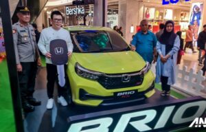 Honda Surabaya Center Umumkan Pemenang Buy 1 Get 2, Dapat Brio! Honda Surabaya Center Umumkan Pemenang Buy 1 Get 2, Dapat Brio!