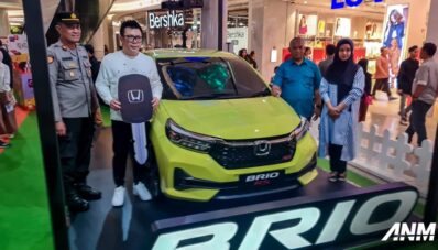 Honda Surabaya Center Umumkan Pemenang Buy 1 Get 2, Dapat Brio! Honda Surabaya Center Umumkan Pemenang Buy 1 Get 2, Dapat Brio!