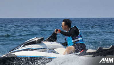 Menjajal Wave Runner Yamaha di Sengigi lombok : Bagai Naik Maxi Scooter di Air Menjajal Wave Runner Yamaha di Sengigi lombok : Bagai Naik Maxi Scooter di Air