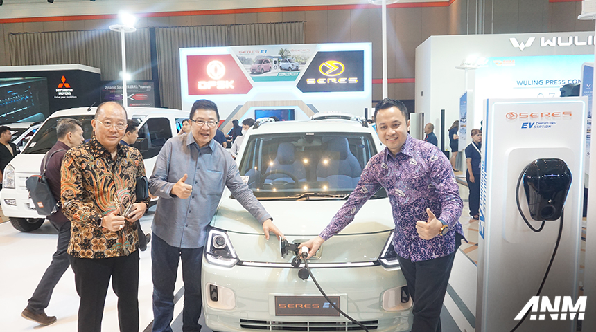 Berita, dfsk-bandung: GIIAS Bandung 2023 : DFSK dan Seres Bawa Mobil Listrik Andalannya