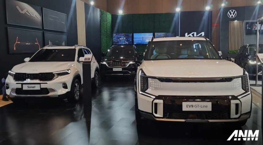 GIIAS Bandung 2023 : Debut Perdana SUV Listrik KIA EV9 GT-Line GIIAS Bandung 2023 : Debut Perdana SUV Listrik KIA EV9 GT-Line