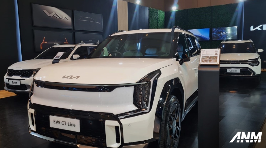 Berita, kia-ev9-sonet-carens-giias-bandung-2023: GIIAS Bandung 2023 : Debut Perdana SUV Listrik KIA EV9 GT-Line