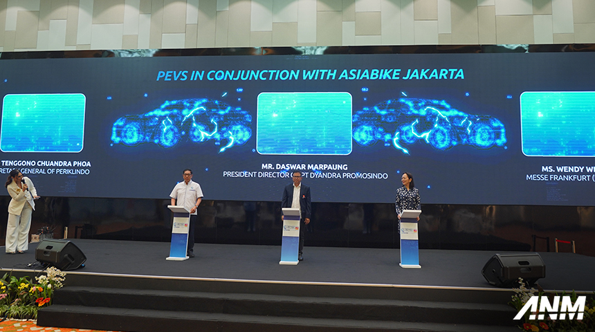 Berita, pevs-2024-1: PEVS 2024 Dukung Perkembangan Inovasi dan Teknologi Kendaraan Listrik di Indonesia