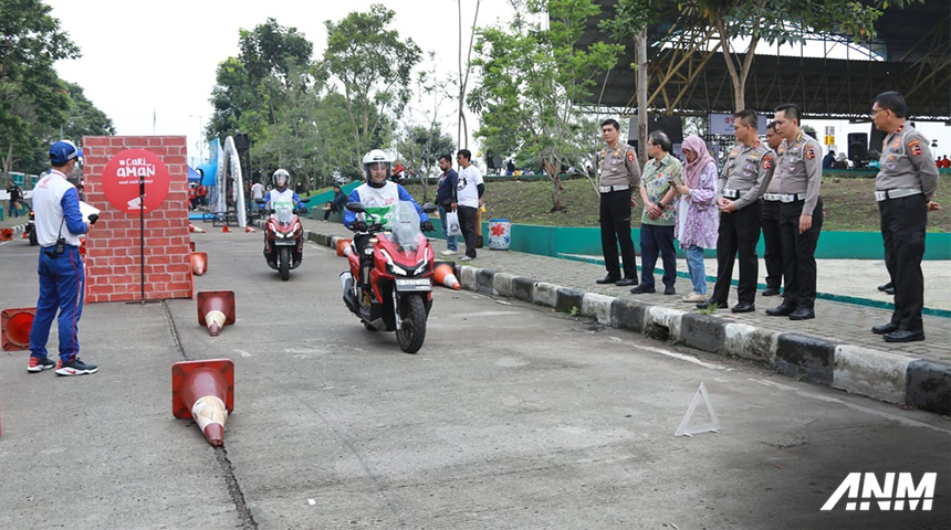 Berita, safety-riding-1: Korlantas Polri Gandeng Para Bikers Tumbuhkan Safety Riding Awareness di Kota Bandung