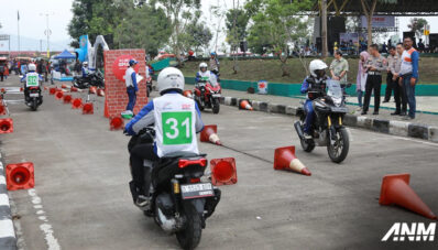 Korlantas Polri Gandeng Para Bikers Tumbuhkan Safety Riding Awareness di Kota Bandung Korlantas Polri Gandeng Para Bikers Tumbuhkan Safety Riding Awareness di Kota Bandung