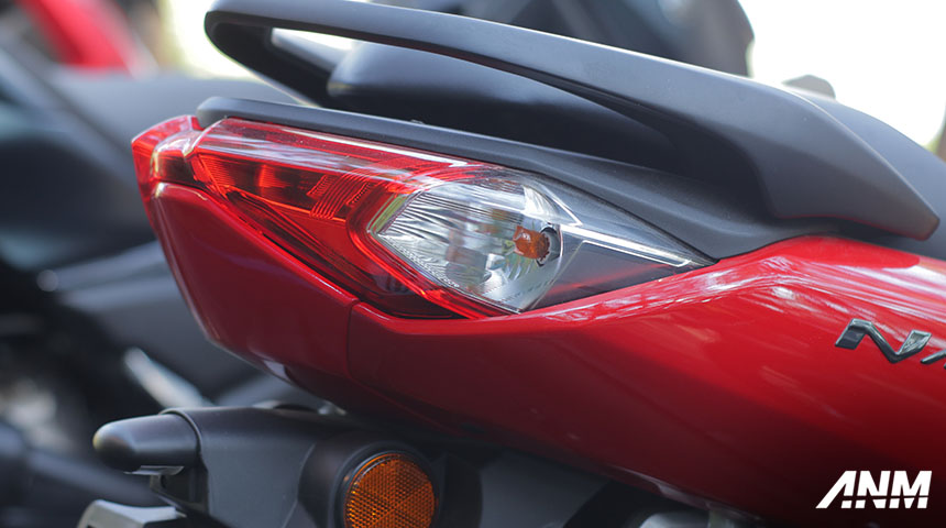 Berita, Lampu Belakang Yamaha Nmax 155 Lite: Yamaha NMAX 155 S Version : Maxi Paling Worth To Buy!