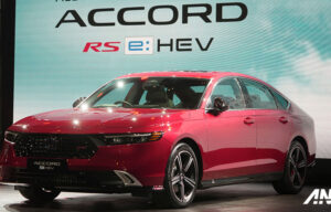 Generasi Terbaru Honda Accord Resmi Meluncur di Indonesia! Harga Gak Sampai 1M! Generasi Terbaru Honda Accord Resmi Meluncur di Indonesia! Harga Gak Sampai 1M!