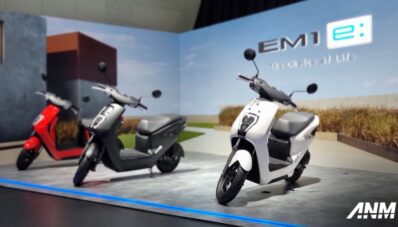 Motor Listrik Honda EM1 e: Resmi Mengaspal, Dapat Subsidi 7 Juta! Motor Listrik Honda EM1 e: Resmi Mengaspal, Dapat Subsidi 7 Juta!