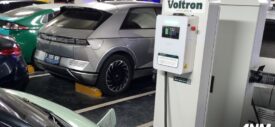 voltron-spklu-charging-station-senayan-city-mall-indonesia-2023-fast-charging-dc-100-kw