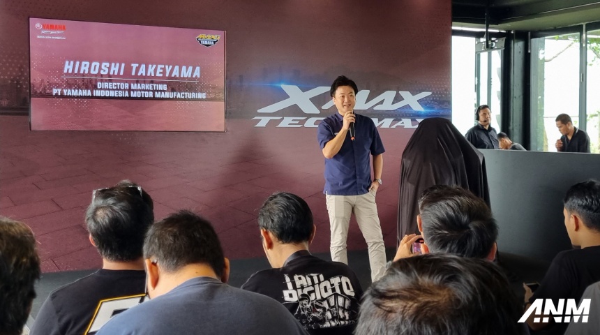 Berita, yamaha-xmax-tech-max-2023-hiroshi-takeyama-indonesia: Ini Bedanya Yamaha XMax Tech Max Dengan Varian Standar, Lebih Nyaman!