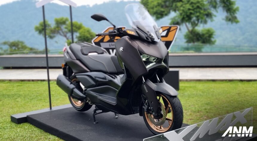 Ini Bedanya Yamaha XMax Tech Max Dengan Varian Standar, Lebih Nyaman! Ini Bedanya Yamaha XMax Tech Max Dengan Varian Standar, Lebih Nyaman!