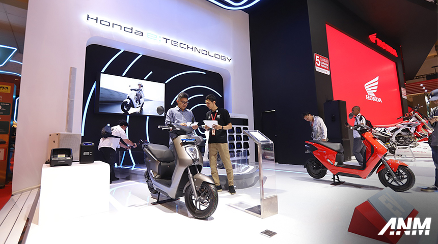 Berita, honda-iims-1: IIMS 2024 : New Honda Stylo 160 Tampil Perdana, Siap Pikat Pengunjung!