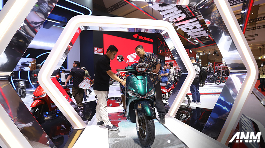 Berita, honda-iims: IIMS 2024 : New Honda Stylo 160 Tampil Perdana, Siap Pikat Pengunjung!