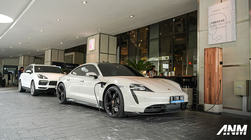 Berita, porsche-charging-station: Porsche Buka Porsche Destination Charging di Hotel Pullman Central Park Jakarta