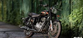 royal-enfield-bullet-limited-edition-black-gold-indonesia-2024-side