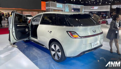 IIMS 2024 : Wuling Perkenalkan Cloud EV, Buat yang Ngerasa Binguo EV Kekecilan! IIMS 2024 : Wuling Perkenalkan Cloud EV, Buat yang Ngerasa Binguo EV Kekecilan!