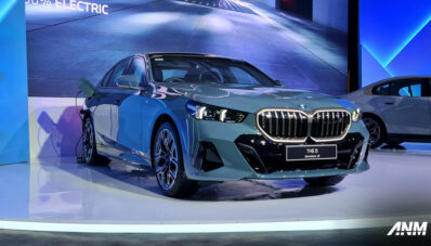BMW i5 Sudah Hadir, Bisa Main Game dan Selfie Dalam Mobil! BMW i5 Sudah Hadir, Bisa Main Game dan Selfie Dalam Mobil!