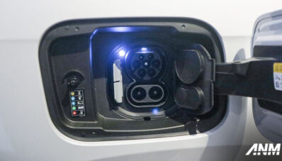 BMW Astra Resmi Meluncurkan iX1 Untuk Pasar Jatim! BMW Astra Resmi Meluncurkan iX1 Untuk Pasar Jatim!