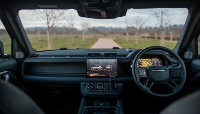 Land Rover Pop Up Store Resmi Dibuka di Pondok Indah Mall! Land Rover Pop Up Store Resmi Dibuka di Pondok Indah Mall!