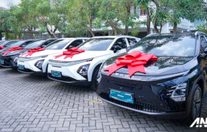 Chery Lakukan Ceremonial Handover Omoda E5 untuk Konsumen di Kota Medan
