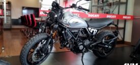 ducati-scrambler-next-gen-2024-indonesia-version-full-throttle-detail-handlebar-saddle