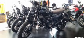 ducati-scrambler-next-gen-2024-indonesia-version-icon-detail-front-mud-guard-gas-tank