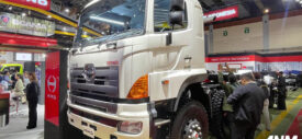 hino-giicomvec-4