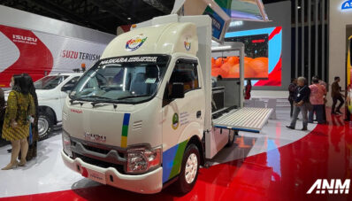 GIICOMVEC 2024: Isuzu Pamerkan Beragam Produk Unggulannya