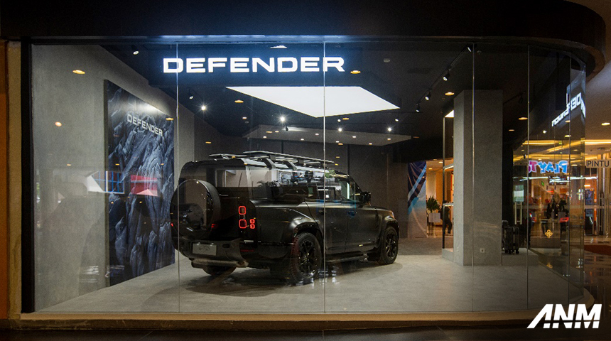 Berita, lr-defender-1: Land Rover Pop Up Store Resmi Dibuka di Pondok Indah Mall!