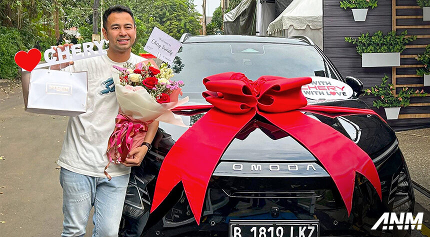 Raffi Ahmad, Konsumen Selebriti Pertama Chery Omoda E5 di Indonesia! Raffi Ahmad, Konsumen Selebriti Pertama Chery Omoda E5 di Indonesia!