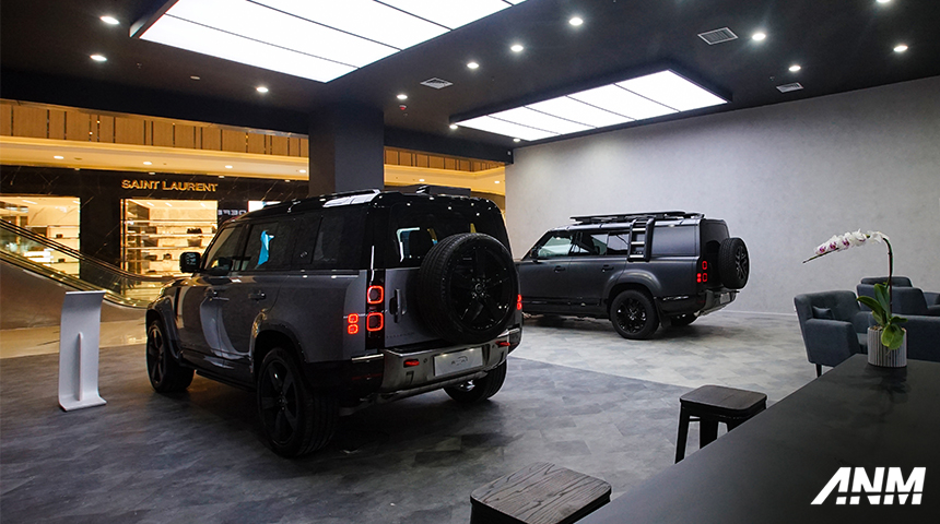 Berita, jlr-pim: Land Rover Indonesia Hadirkan Defender Gallery Di Senayan City
